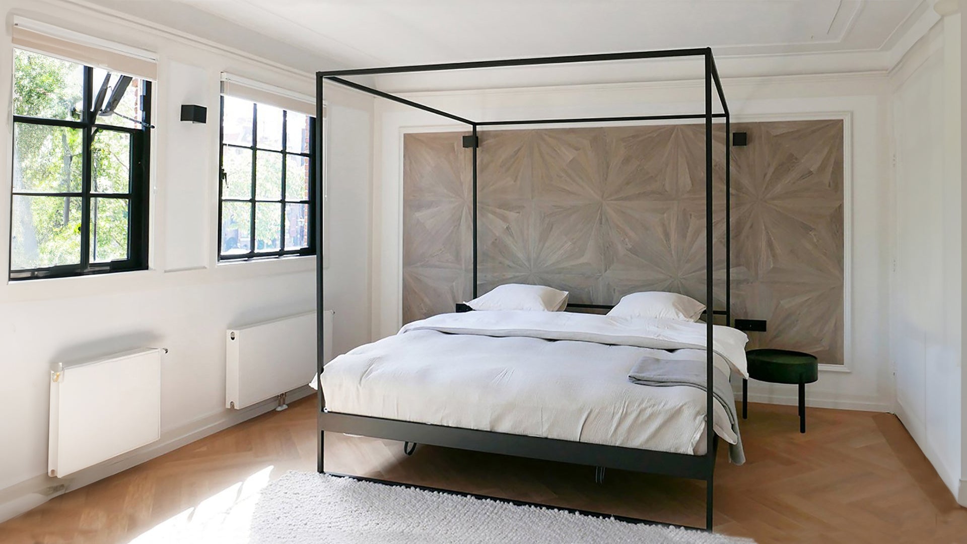 Hemelbed | Modern hemelbed | Minimalistisch design  hemelbedden |Hemelbed frame metaal | Stalen Hemelbed zwart|  Modern design hemelbed |Minimalistische Himmelbetten |Metall Bett | Camas dosel minimalistas| Hemelbed | Modern hemelbed | Minimalistisch design  hemelbedden |Hemelbed metaal  | Stalen Hemelbed |
Minimalistische Himmelbetten | Camas dosel minimalistas | Canopy bed