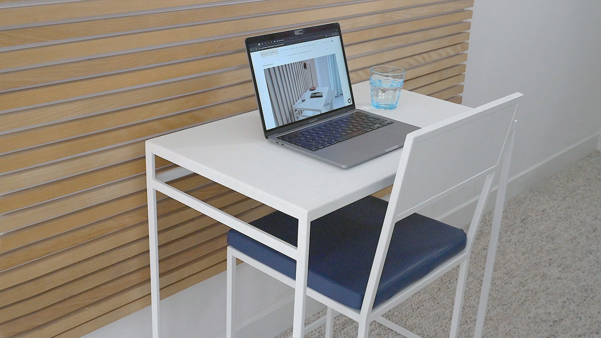 Minimalistisch design bureau  Poul | Minimalist design desk | Minimalistischer Schreibtisch | Escritorio minimalista