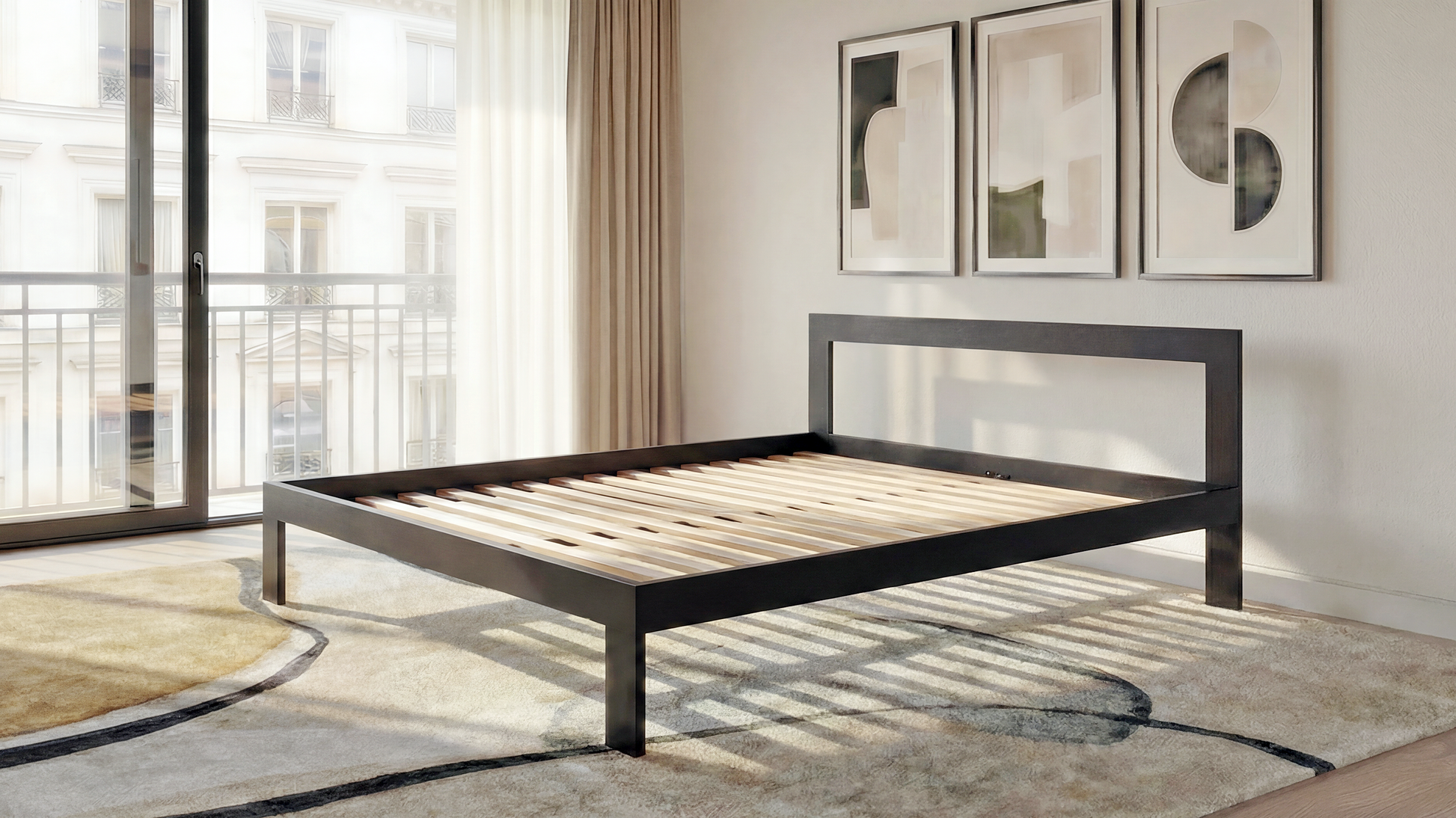 Minimalistisch metalen bedframe met houten lattenbodem in moderne slaapkamer – duurzaam metalen bed met strak minimalistisch design.
|
Minimalist metal bed frame with wooden slats in a modern bedroom interior – durable minimalist metal bed design.
|
Minimalistisches Metallbett mit Holzlattenrost in modernem Schlafzimmer – langlebiges Metallbett im minimalistischen Design.
|
Cama metálica minimalista con somier de láminas de madera en dormi