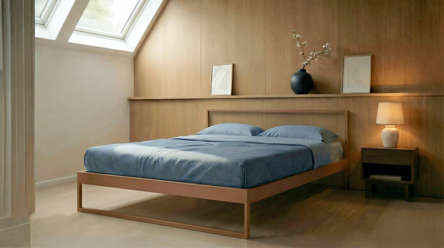 Minimalistisch metalen bedframe in moderne slaapkamer – duurzaam metalen bed voor wie een metalen bed wil kopen
|
Minimalist metal bed frame in modern bedroom  – durable minimalist metal bed design
|
Minimalistisches Metallbett in modernem Schlafzimmer  – langlebiges minimalistisches Metallbett
|
Cama de metal minimalista en dormitorio moderno