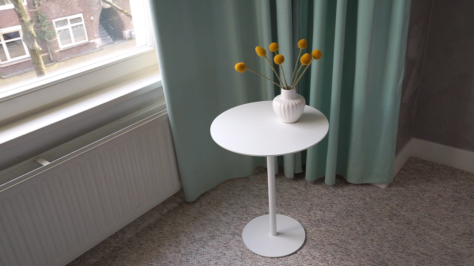 Minimalist sidetables | Minimalistische Beistelltische| Minimalistische bijzettafels | Mesas auxiliares minimalistas