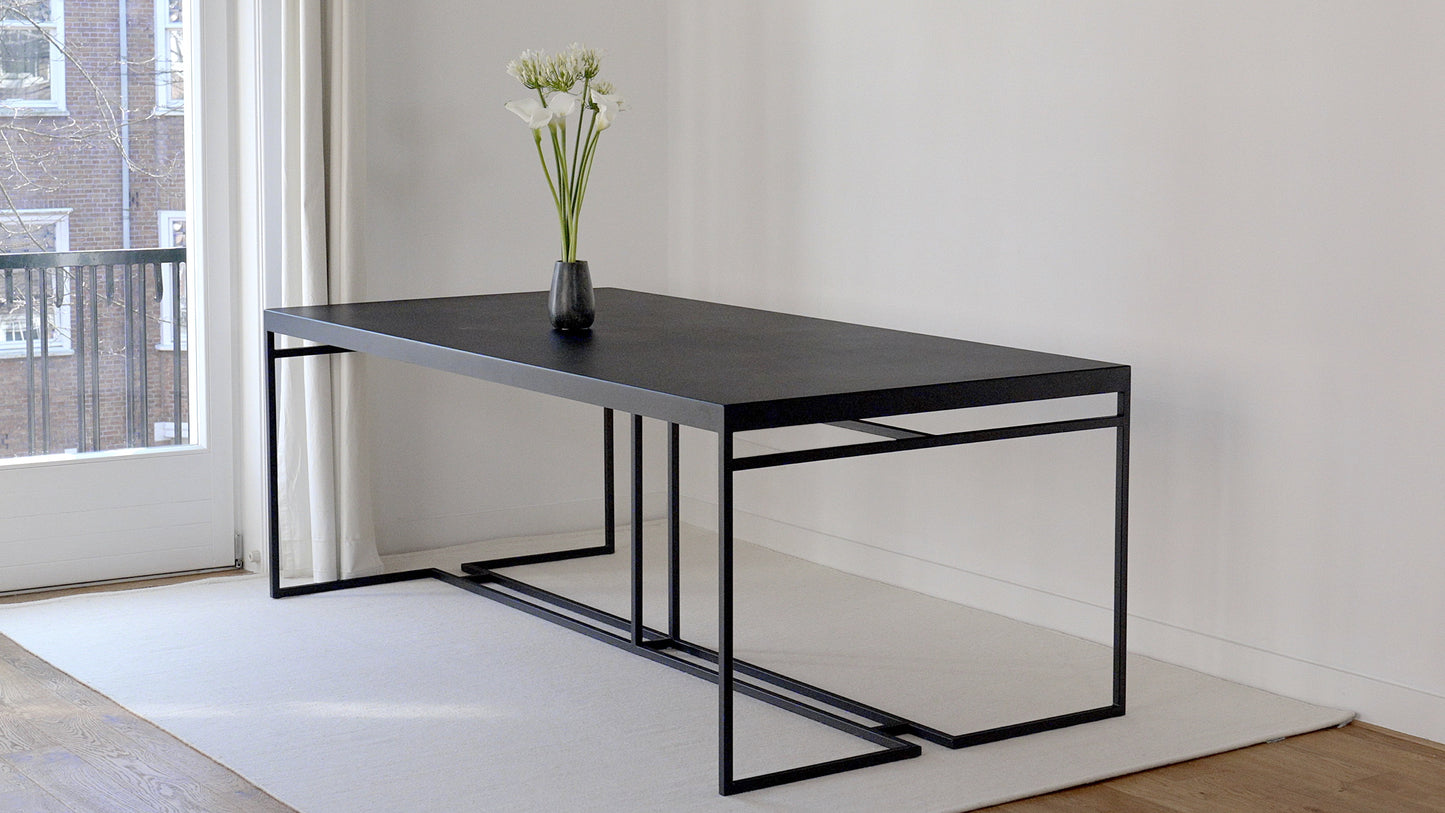 Minimalistisch design eettafel | Metalen eettafel | strakke eettafel | Minimalistische Esstische | Esstisch aus Metall | minimal design eettafel | Mesas de comedor minimalistas | Minimalist design dining tables | 