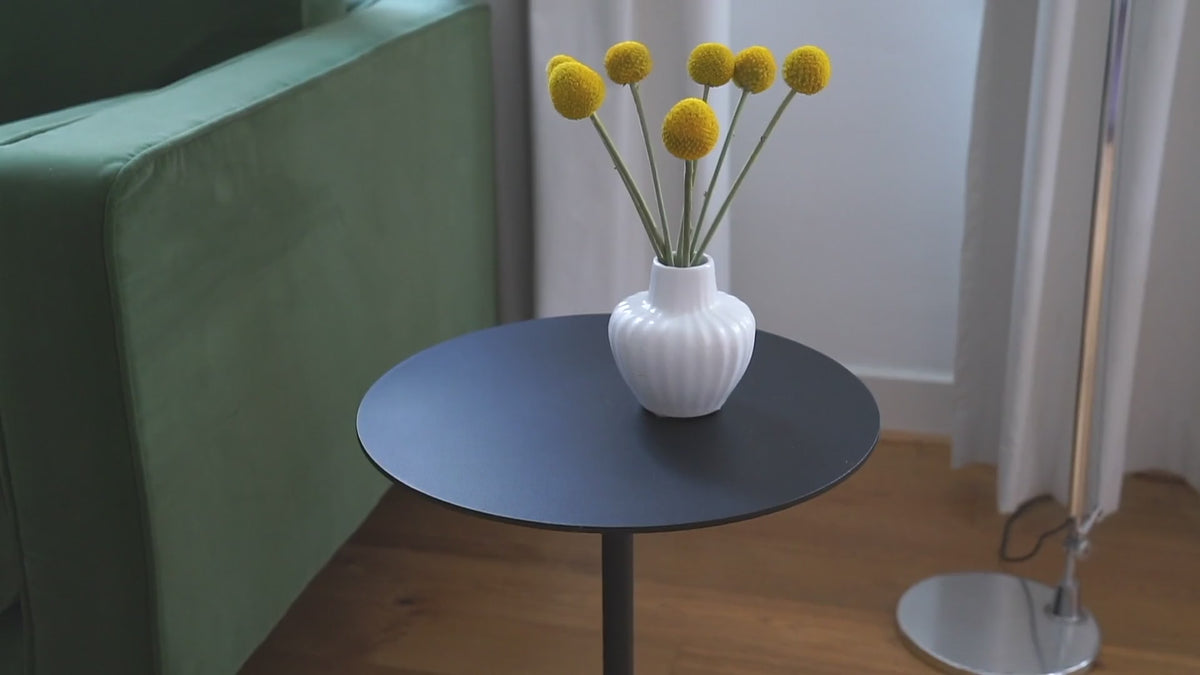 Minimalist sidetables | Minimalistische Beistelltische| Minimalistische bijzettafels | Mesas auxiliares minimalistas